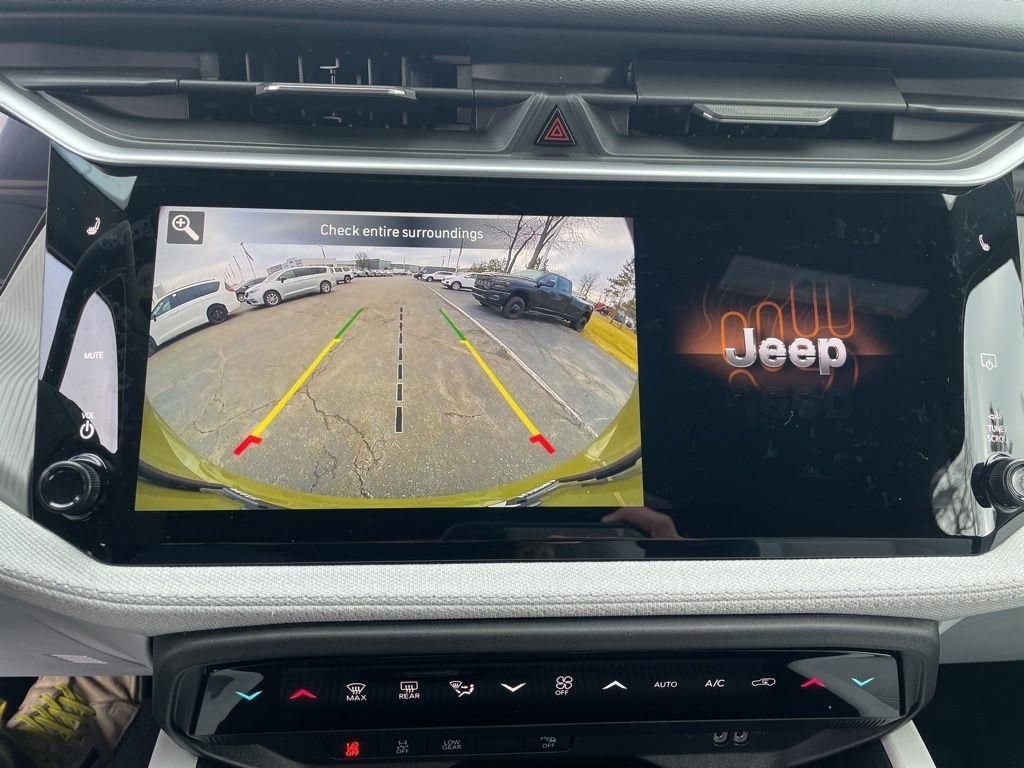New 2026 41 Jeep Laredo image 25