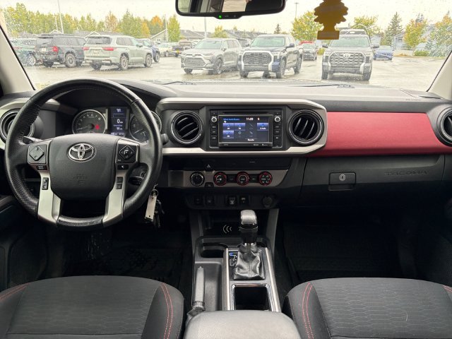 Used 2019 Black Toyota SR5 image 21
