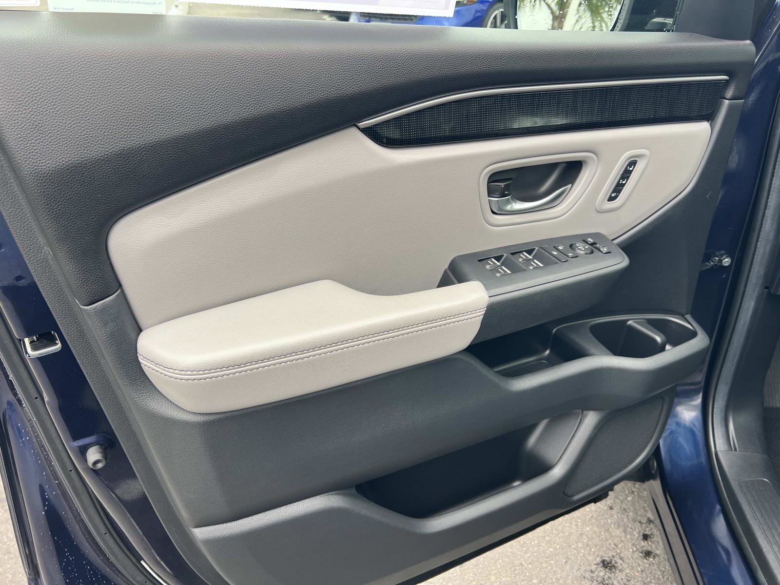 2024 Honda Pilot Elite - Photo 6
