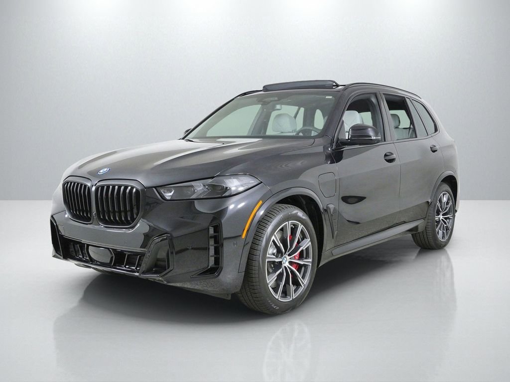 2026 BMW X5 xDrive50e's photo