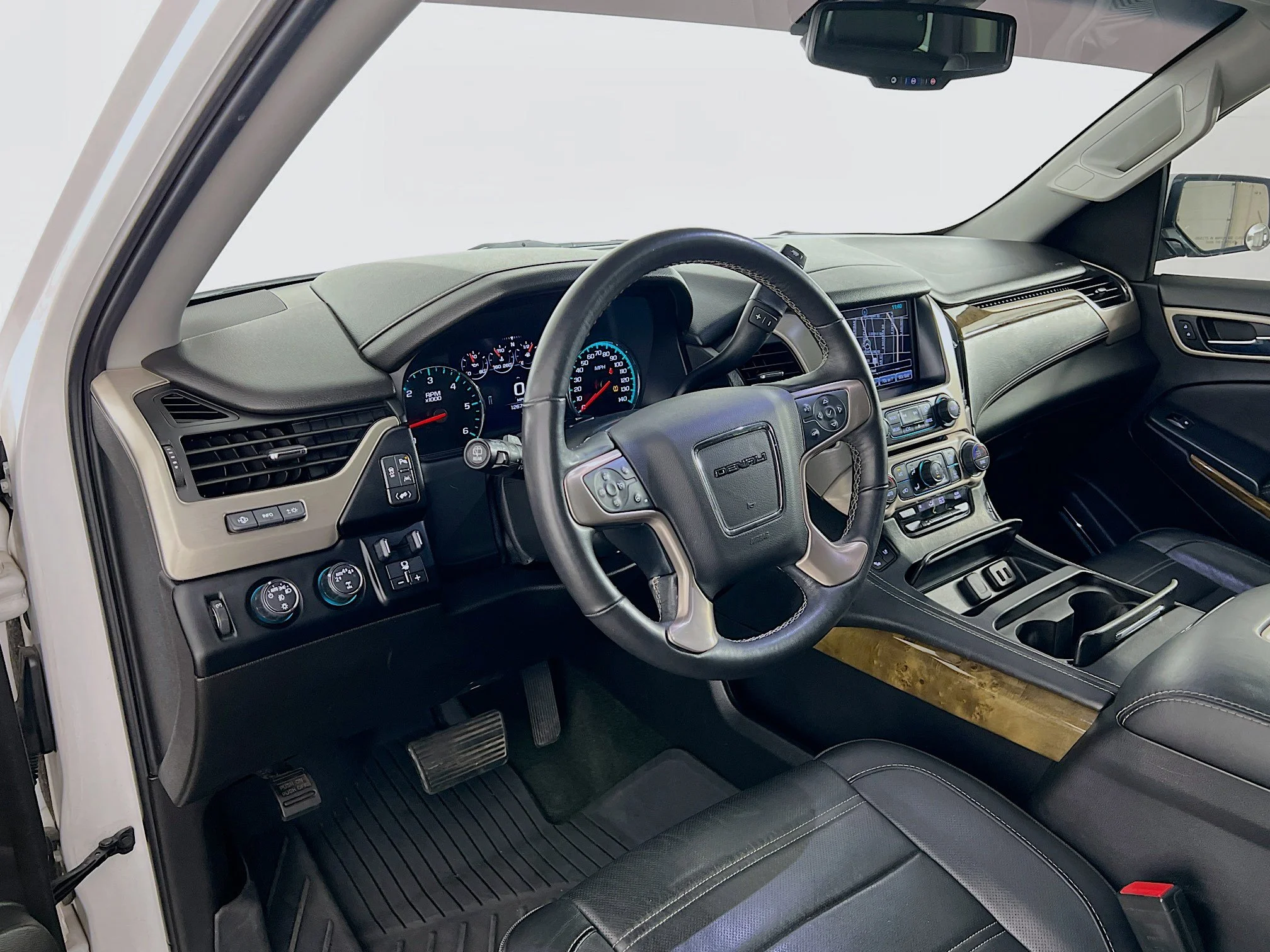 2017 GMC Yukon XL Denali - Photo 40