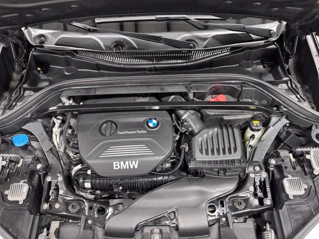 Used 2017 Gray BMW xDrive28i image 25