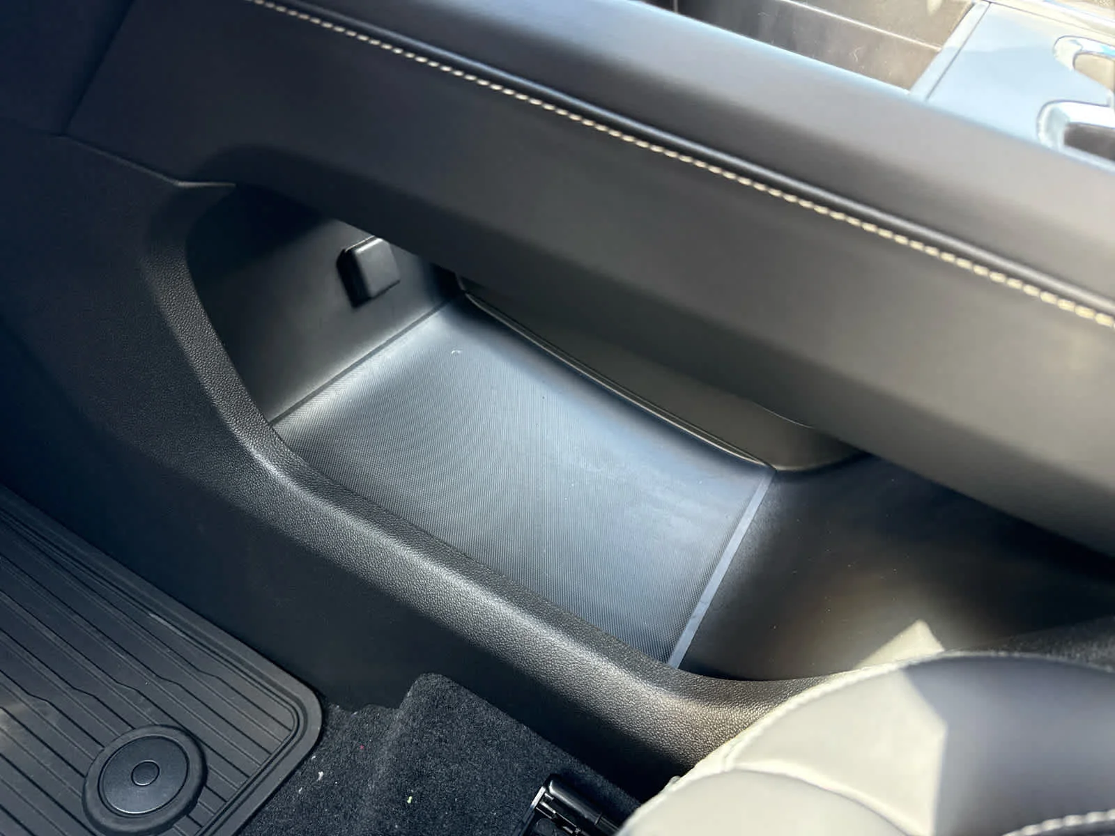 2026 GMC Acadia Elevation - Photo 16