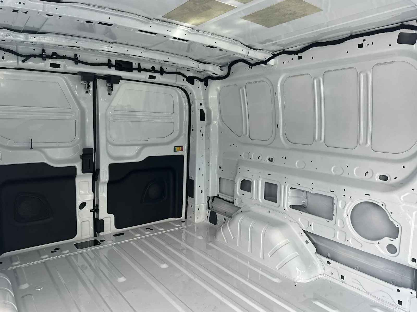New 2026 Oxford White Ford Cargo Van image 16
