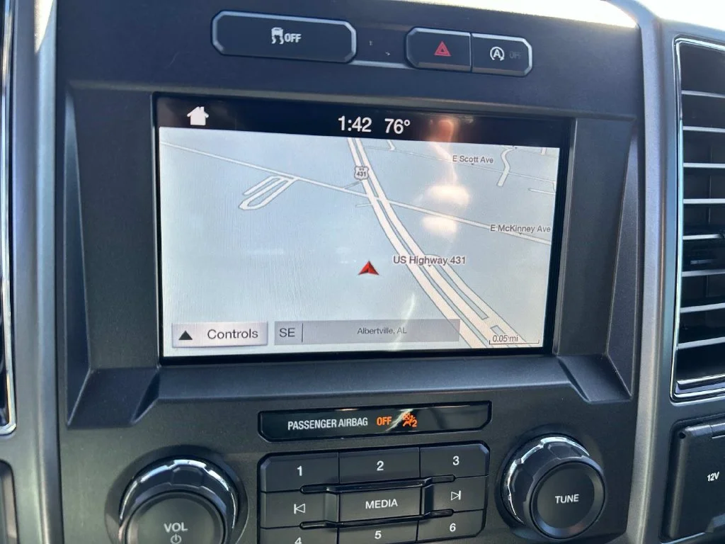 Used 2019 Black Ford XLT image 48