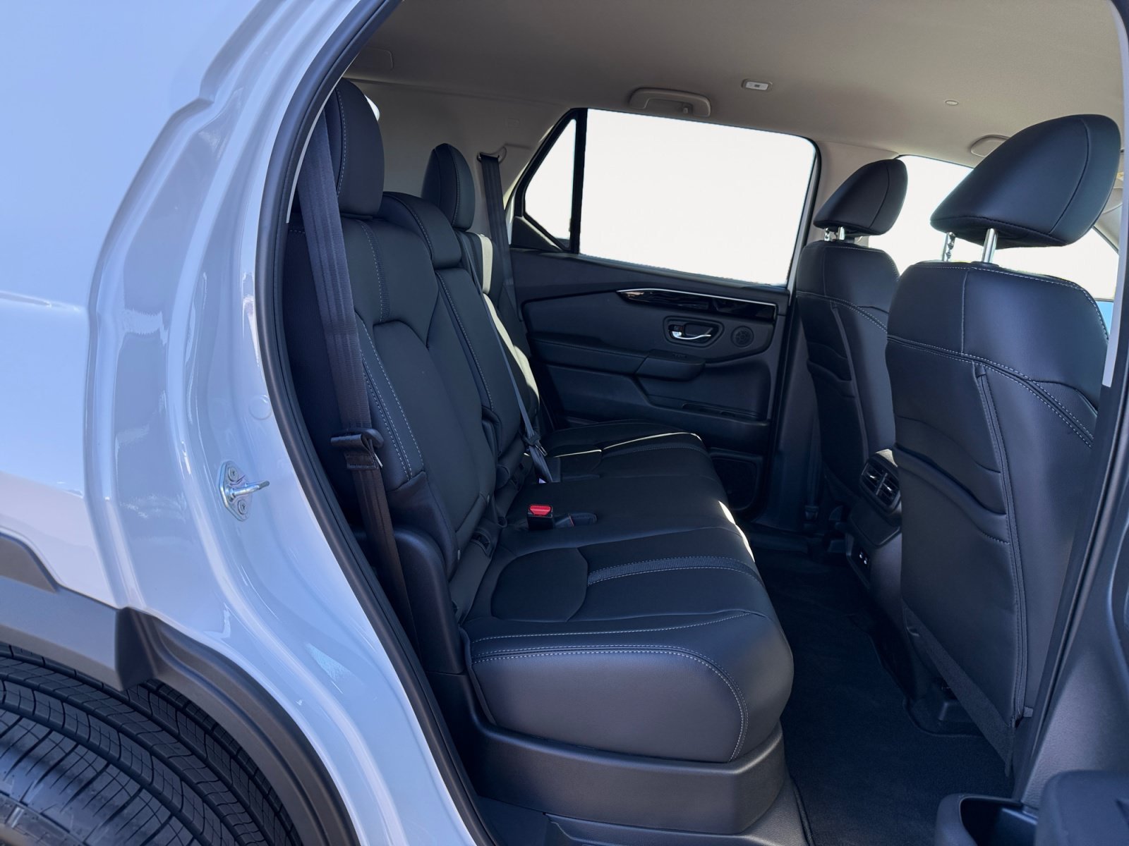 New 2026 Platinum White Pearl Honda RTL image 18