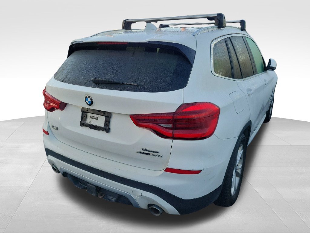 Used 2019 Alpine White BMW xDrive30i image 14
