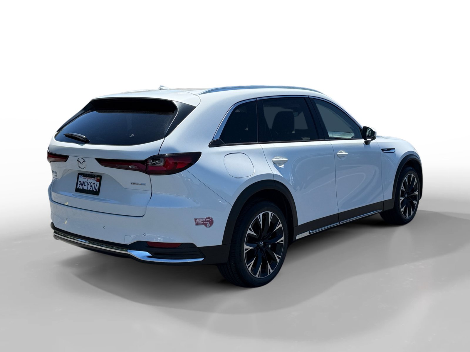 Certified Used 2024 White Mazda Premium image 5