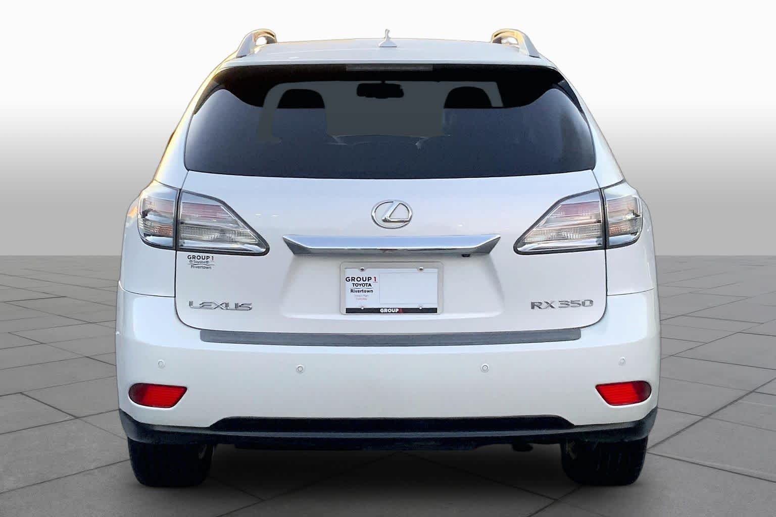 Used 2010 Starfire Pearl Lexus  image 4