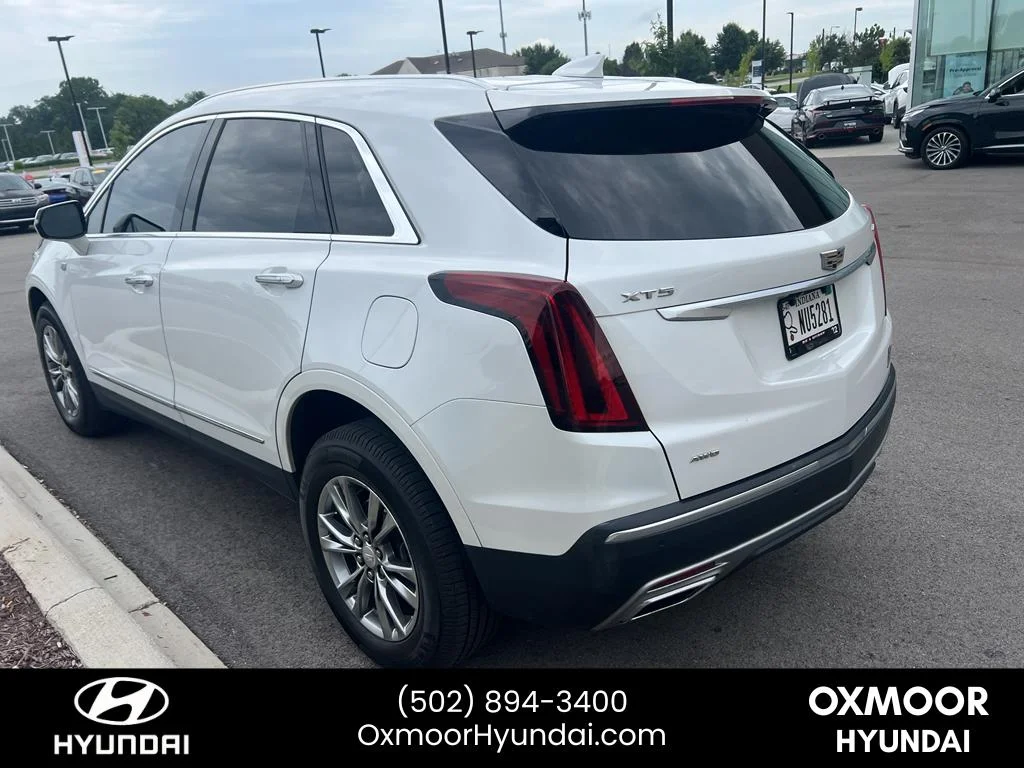 Used 2021 Crystal White Tricoat Cadillac AWD Premium Luxury image 18