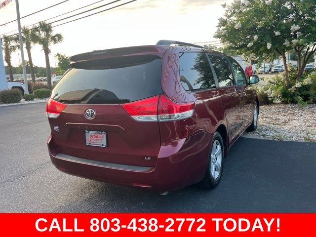 Used 2014 Red Toyota LE image 3