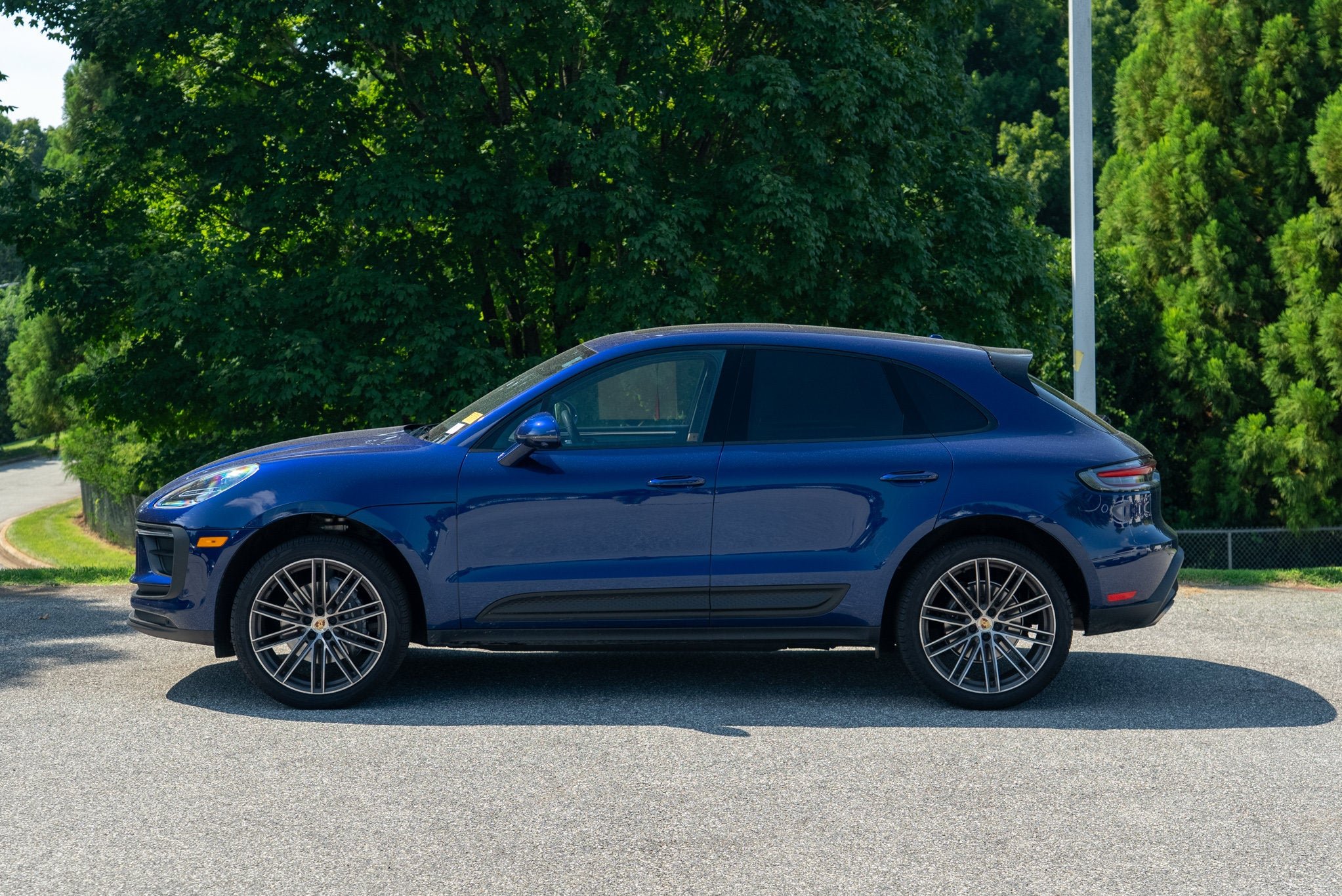 Used 2026 Gentian Blue Metallic Porsche Base image 3