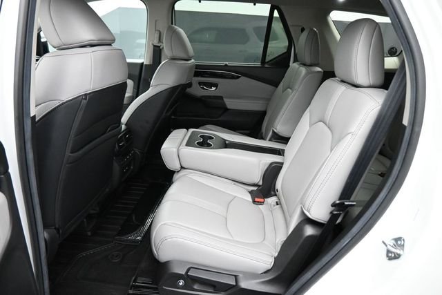 2025 Honda Pilot EX-L - Photo 25