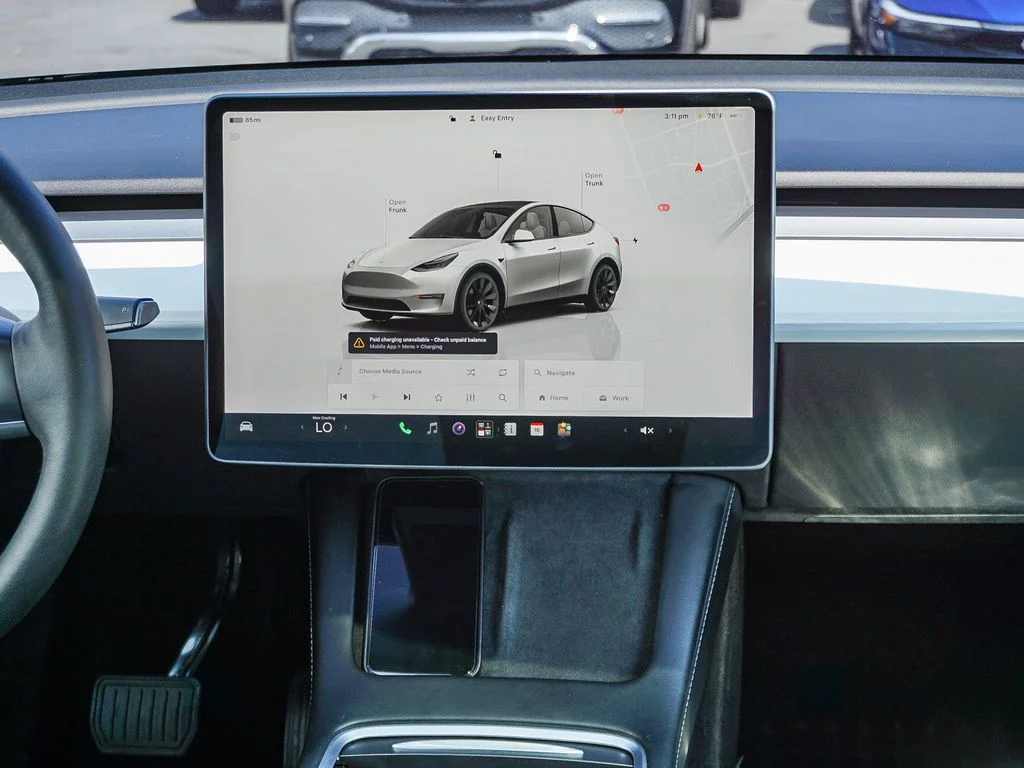 Used 2023 White Tesla Long Range image 16