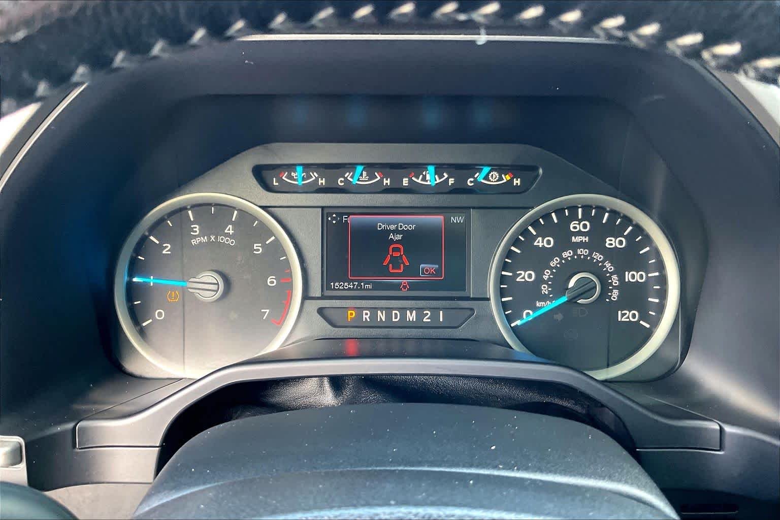 Used 2016 Blue Flame Metallic Ford XLT image 22