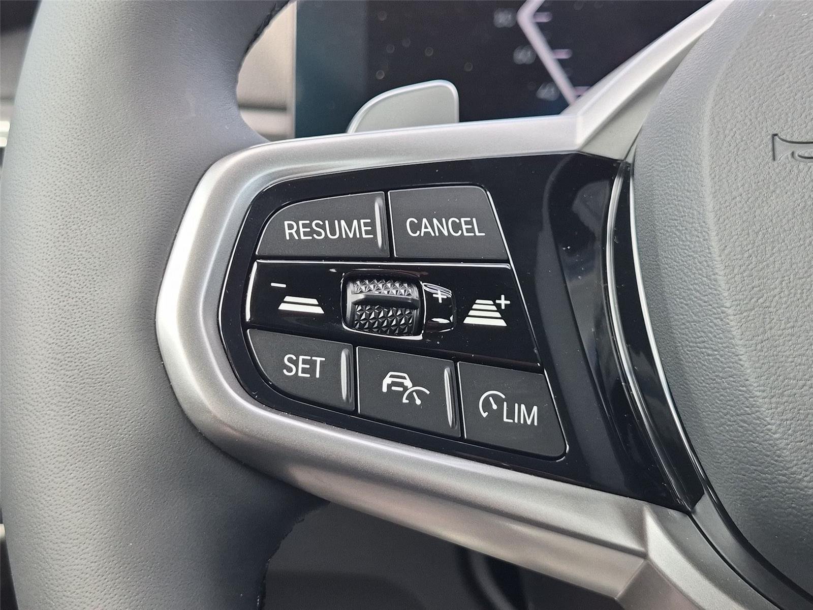 New 2026 Black Sapphire Metallic BMW 330i NA xDrive image 19