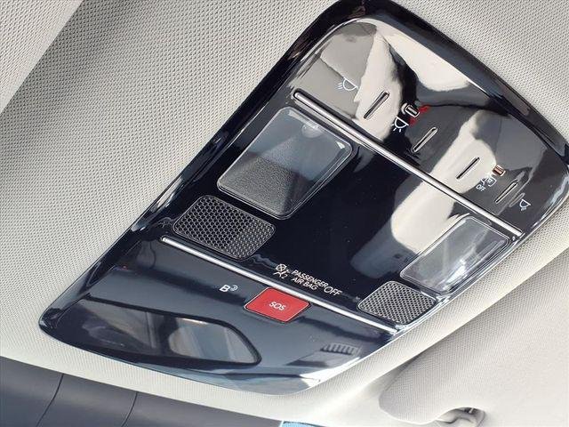 New 2026 Black Hyundai SEL AWD image 19