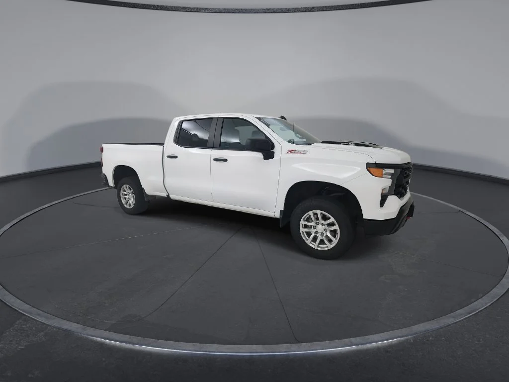Used 2024 White Chevrolet Custom Trail Boss image 2
