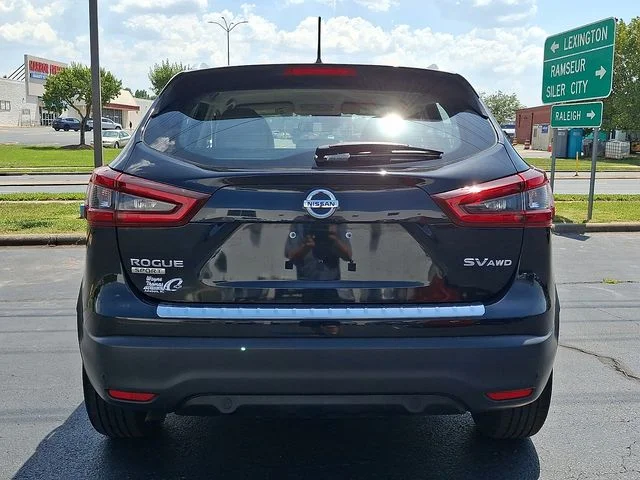 Used 2020 Black Nissan SV image 5
