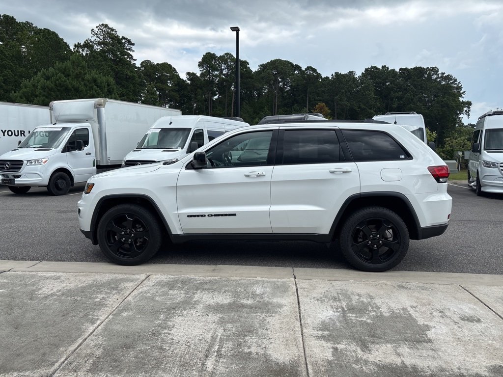 2020 Jeep Grand Cherokee Laredo Upland photo 3