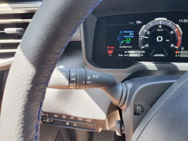 New 2026 Silver Toyota Platinum image 23