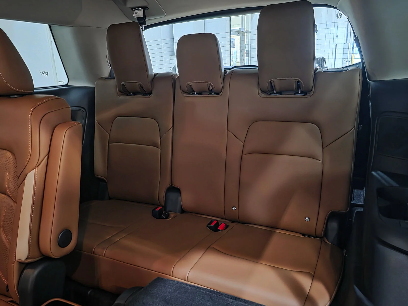 New 2026 Boulder Gray Pearl Nissan Platinum image 25