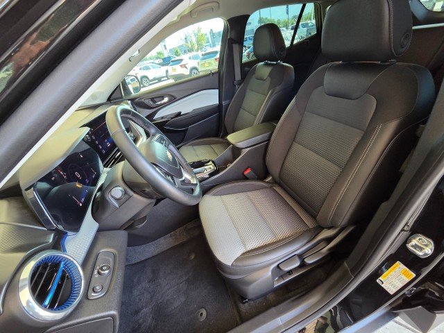 Used 2026 Mosaic Black Metallic Chevrolet LT image 16