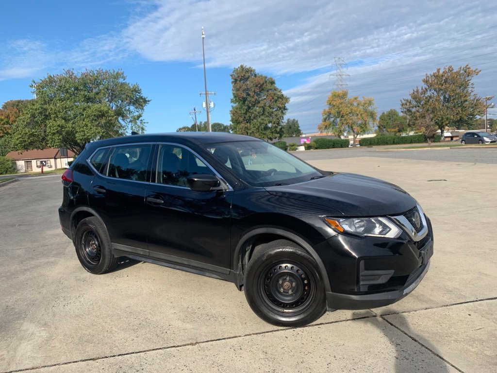Used 2018 Black Nissan S image 11