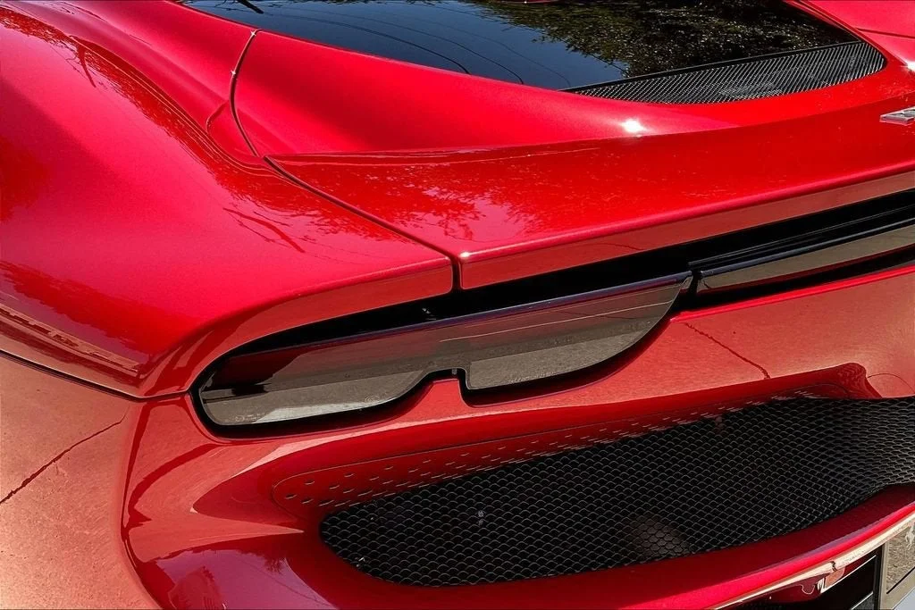 Used 2022 Rosso Imola Ferrari  image 20