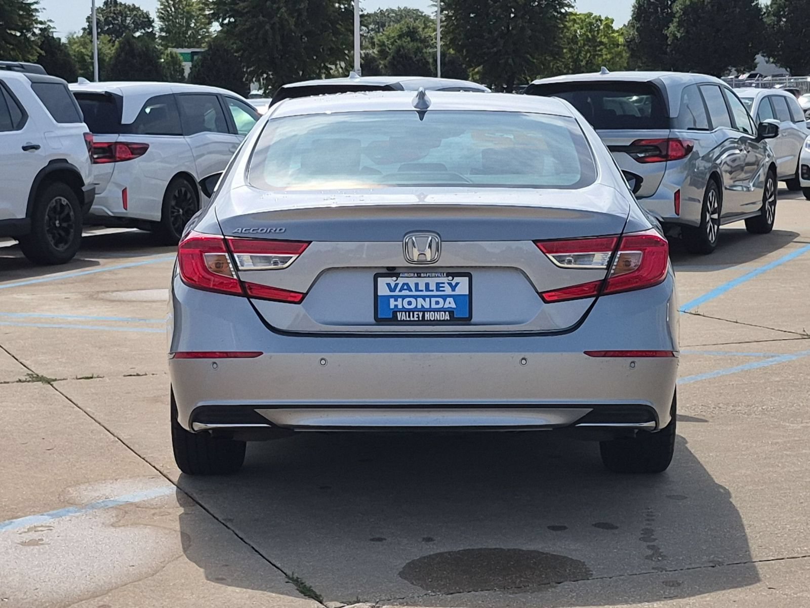 2022 Honda Accord EX-L - Photo 8