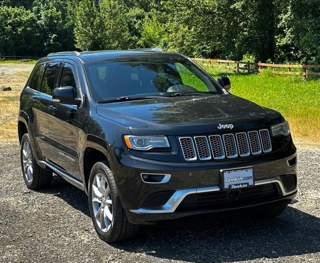 Used 2016 Brilliant Black Crystal Pearlcoat Jeep Summit image 2