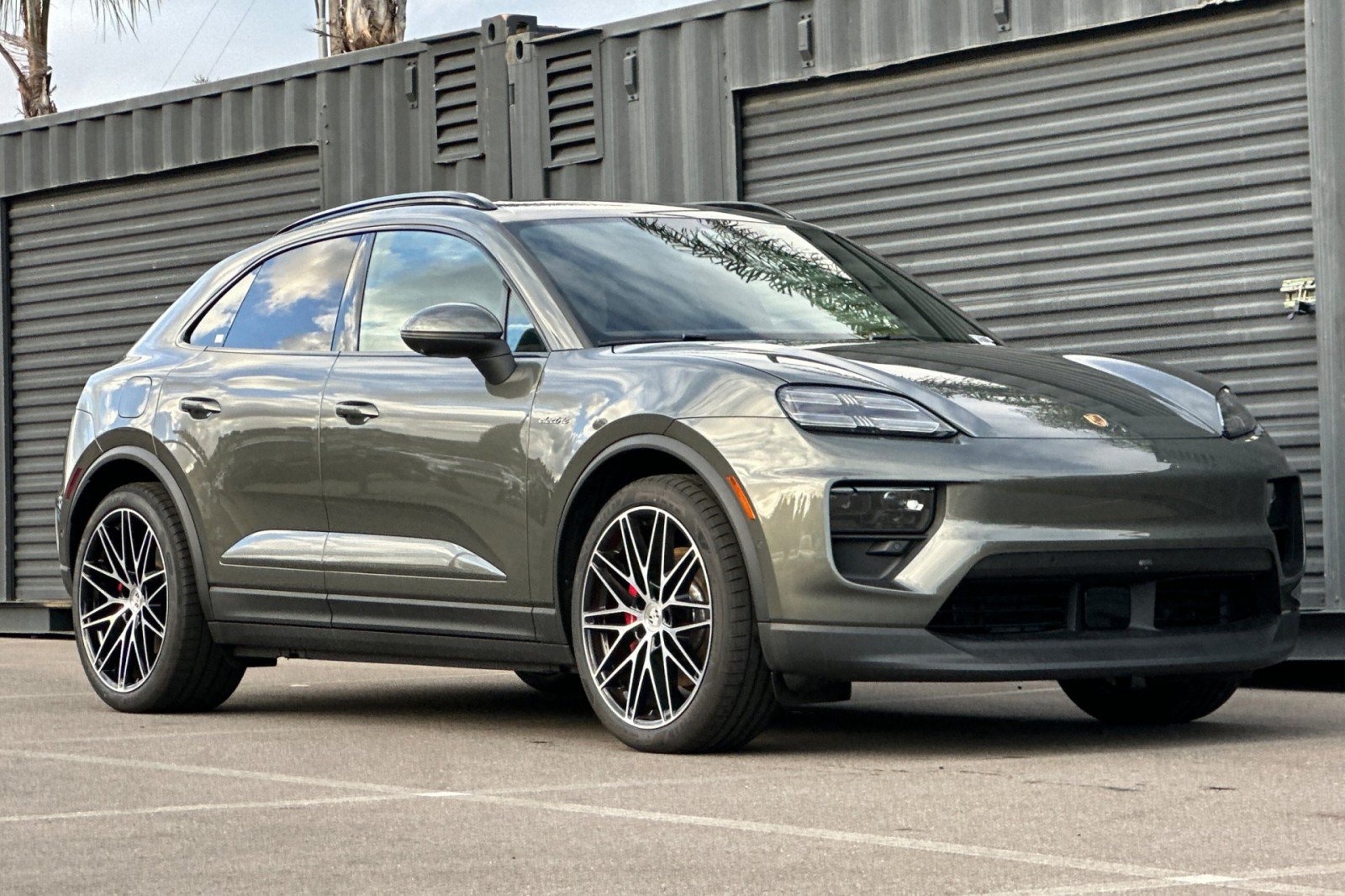 2026 Porsche Macan S - Photo 10