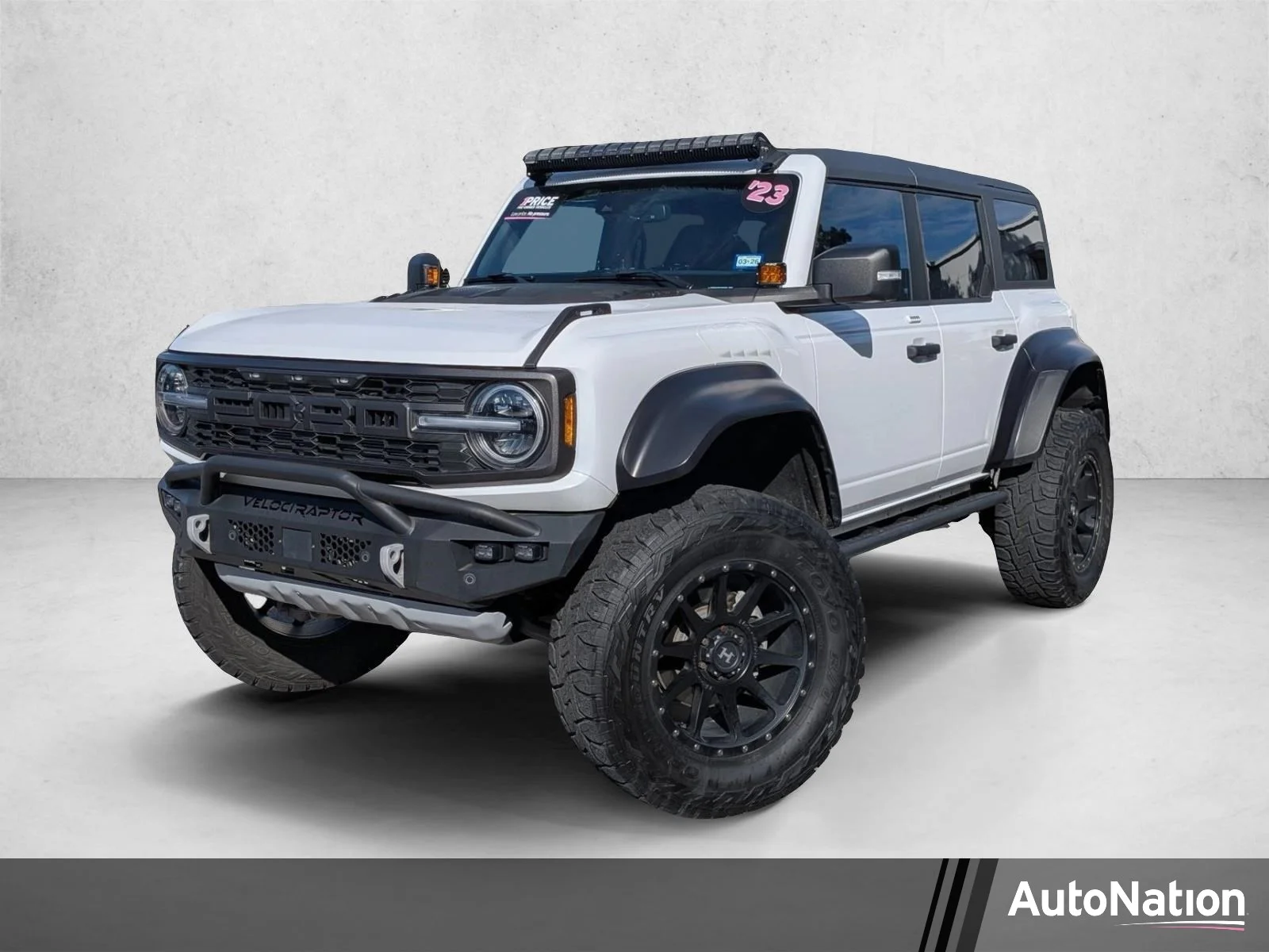 Used 2023 Oxford White Ford Raptor image 1