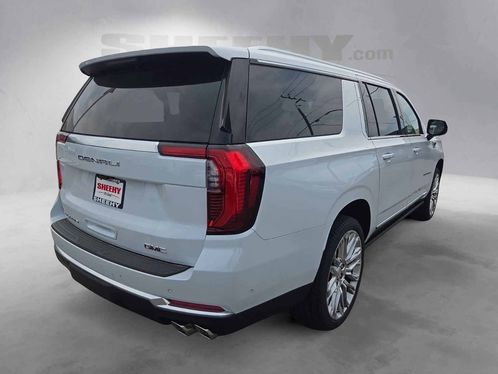 2026 GMC Yukon XL Denali - Photo 7