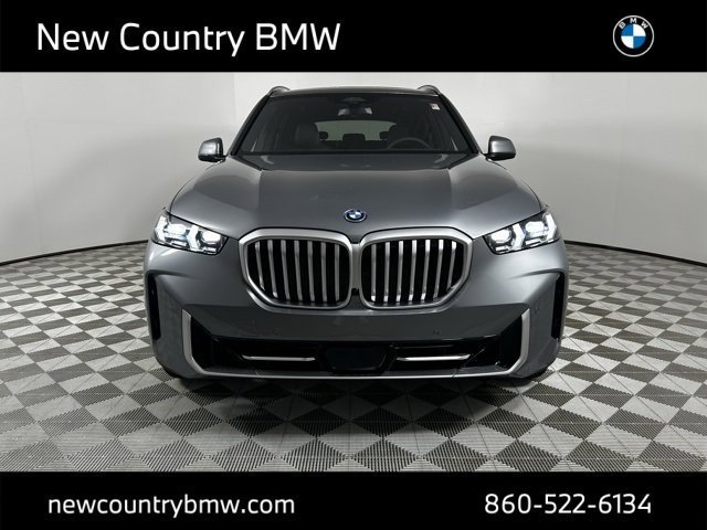 Used 2026 Skyscraper Grey Metallic BMW xDrive50e image 2