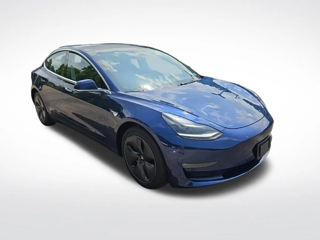 Used 2018 Blue Tesla Long Range image 2