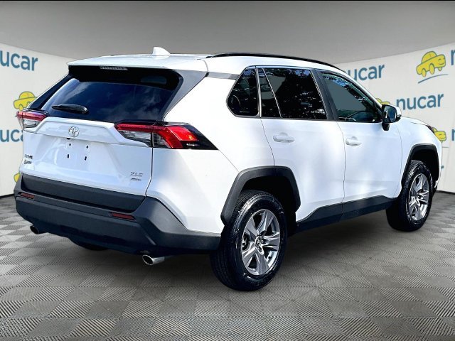 Used 2025 White Toyota XLE image 13