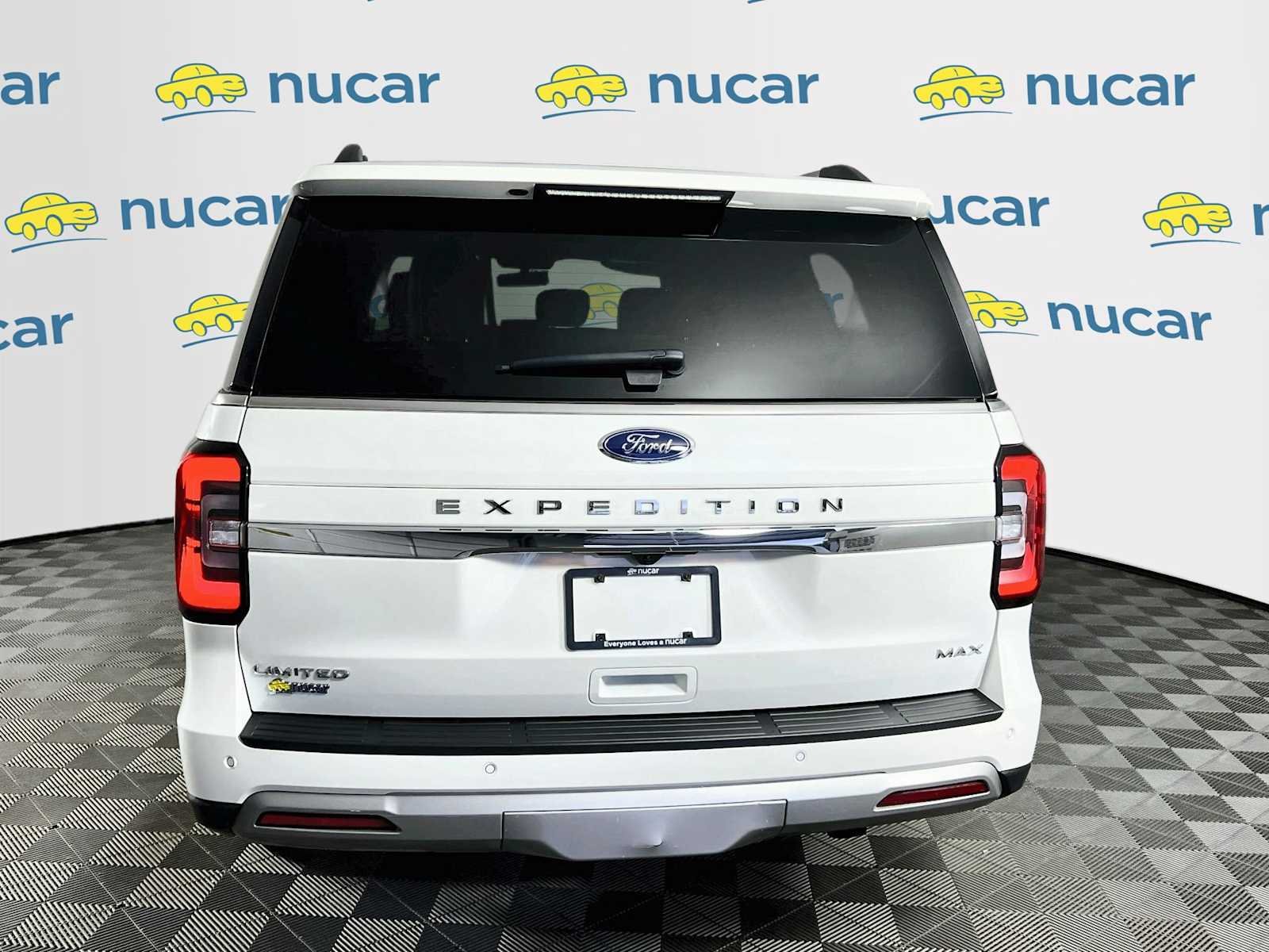 Used 2024 Star White Metallic Tri-Coat Ford Limited image 6
