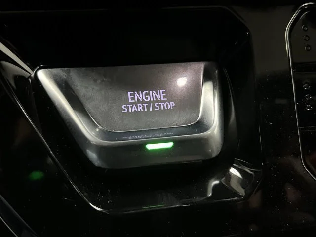 New 2026 Sterling Metallic GMC AT4 image 18
