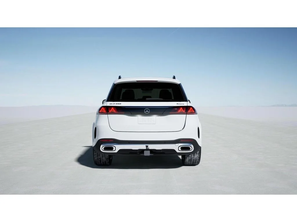 New 2027 White Mercedes-Benz GLE 450 image 25