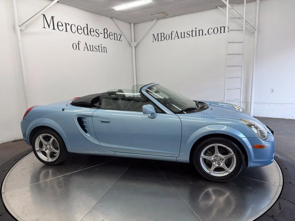 Used 2003 Blue Toyota Base image 13