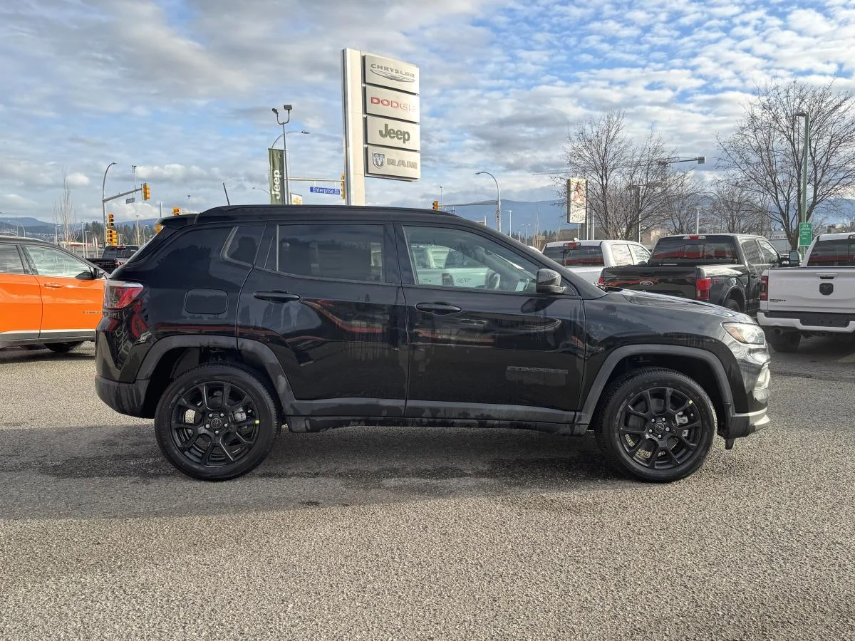 New 2026 Black Jeep North image 4