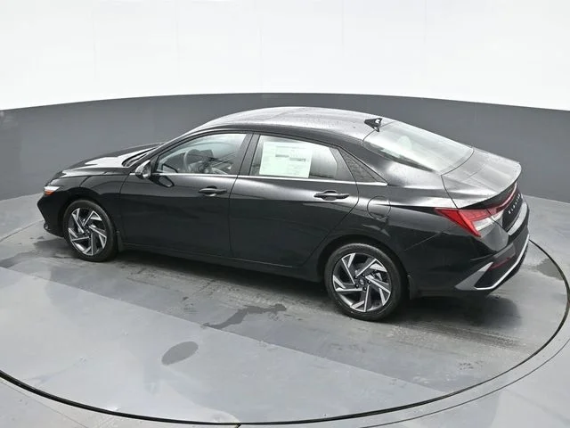 New 2026 Black Hyundai Limited image 11