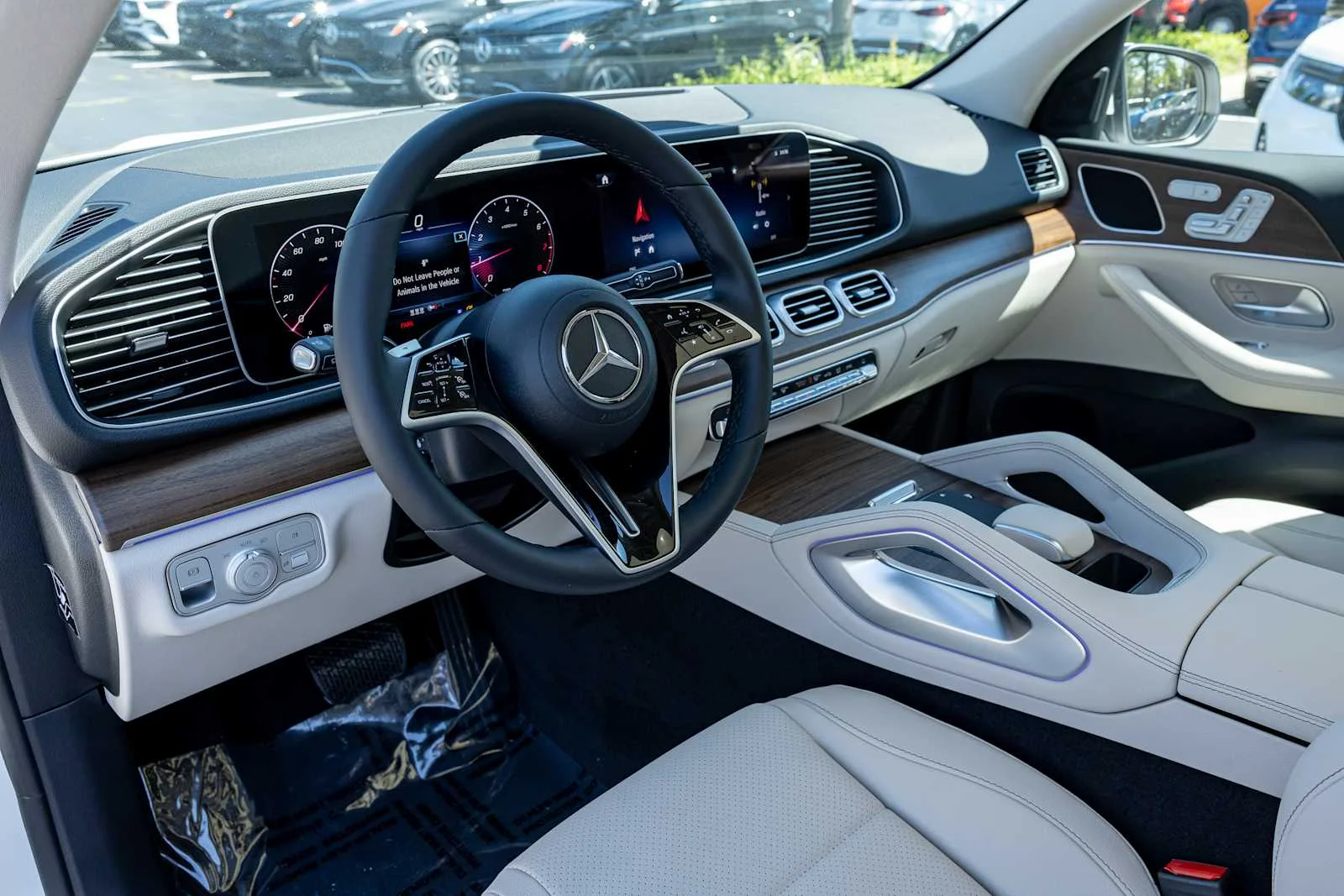 New 2026 Polar White Mercedes-Benz GLE 350 image 13