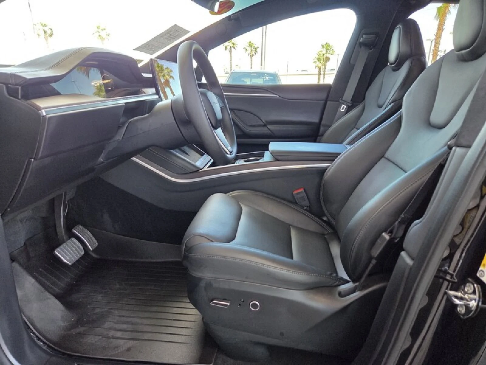 Used 2024 BLACK Tesla Long Range image 13