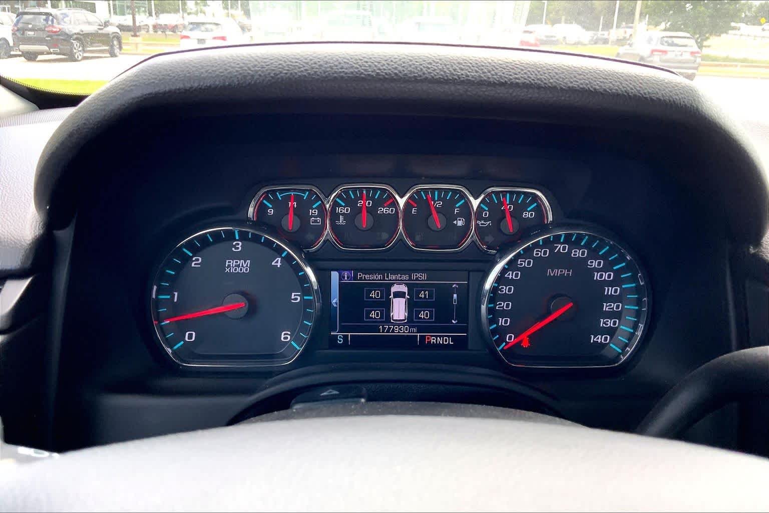 Used 2018 Tungsten Metallic Chevrolet Premier image 24