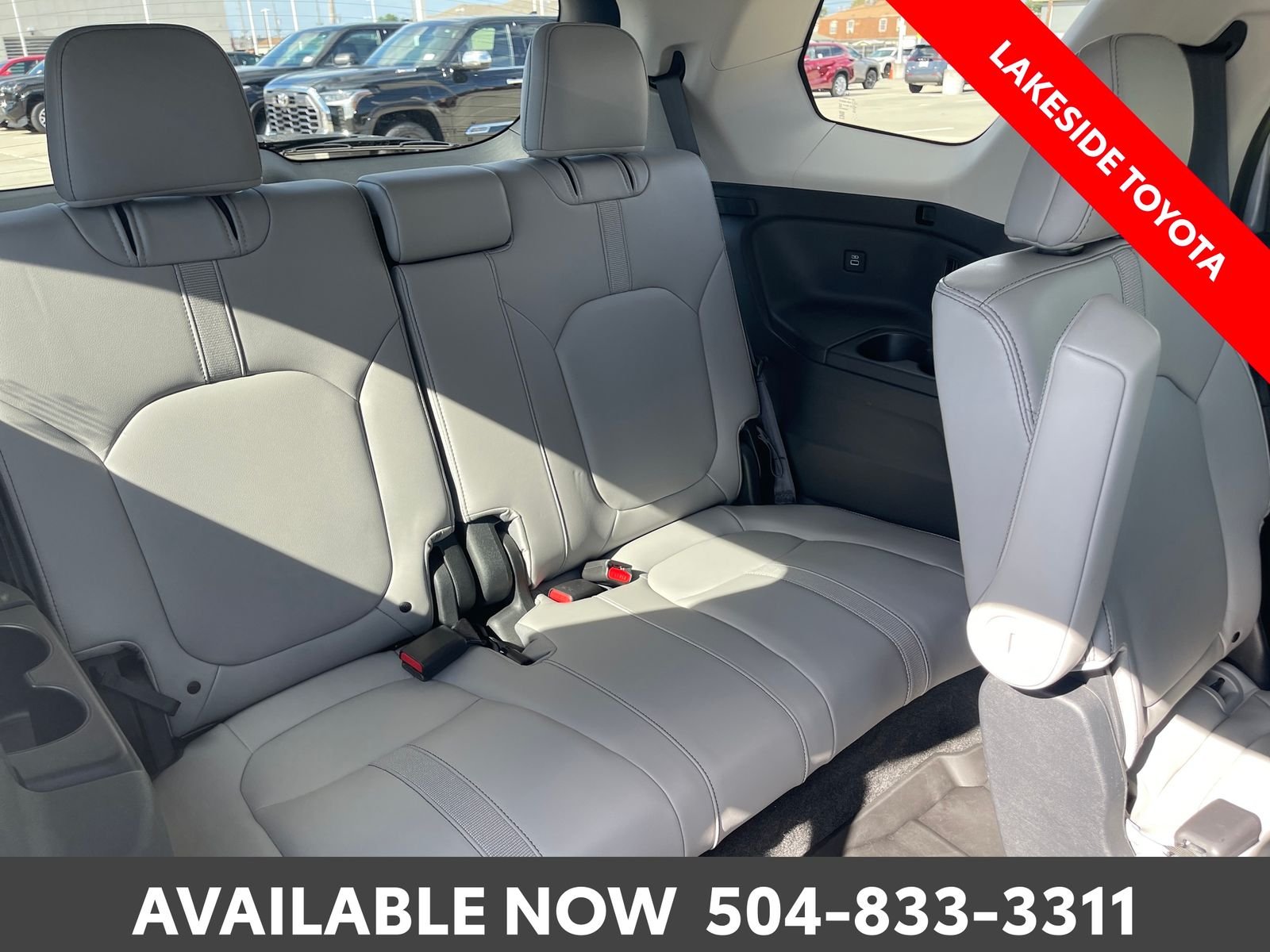 Used 2023 Silver Honda EX-L image 20