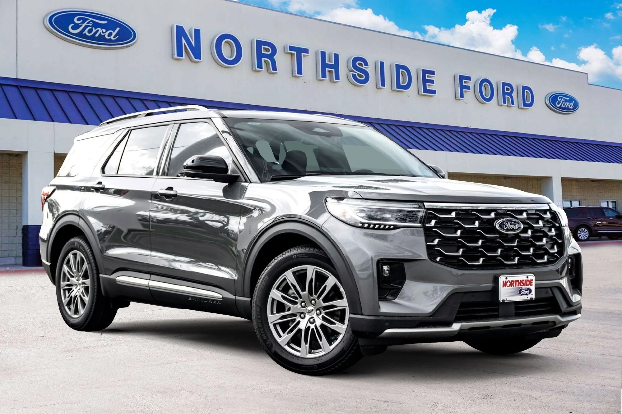 2026 Ford Explorer Platinum's photo