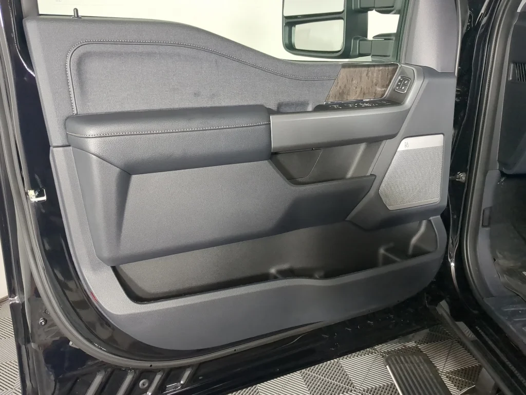 New 2026 Agate Black Metallic Ford F-350® Lariat® image 11