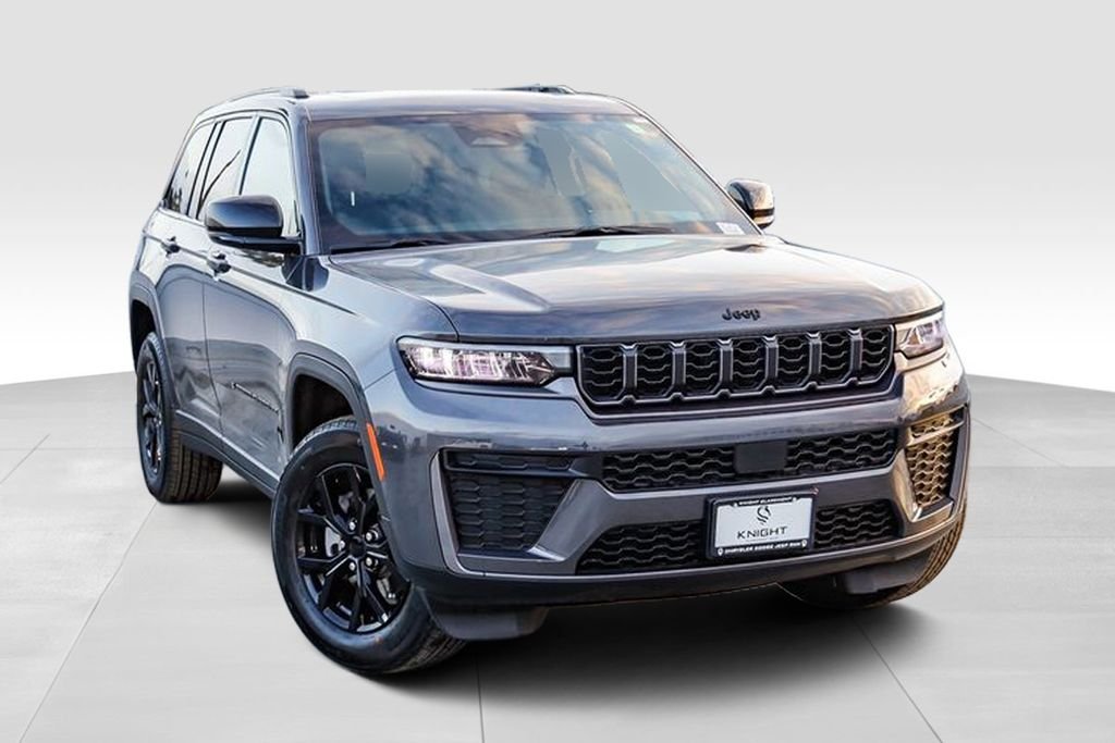 New 2026 Baltic Gray Metallic Clearcoat Jeep Altitude image 2